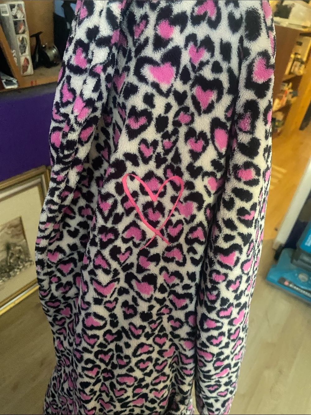 Victorias secret Pink and Black Heart Leopard plush robe